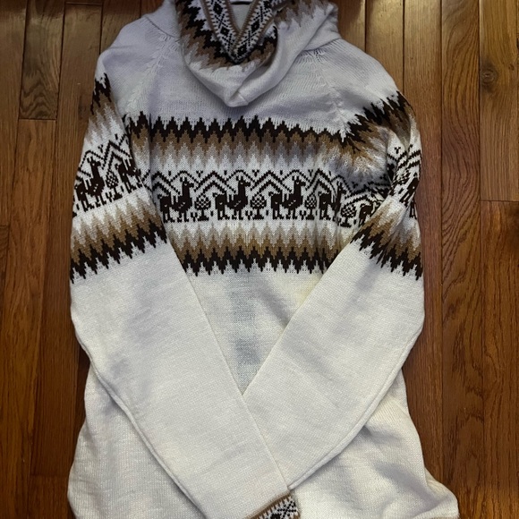 knitted llama design peru zip up - Picture 4 of 4